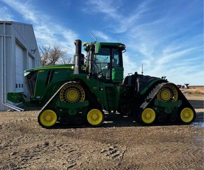 2022 John Deere 9RX 640 tractor